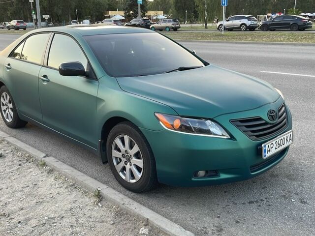 Зелений Тойота Камрі, об'ємом двигуна 3.5 л та пробігом 255 тис. км за 7550 $, фото 1 на Automoto.ua