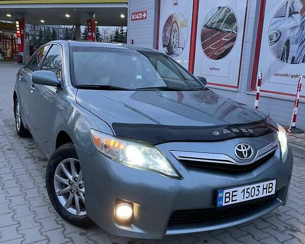 Зеленый Тойота Камри, объемом двигателя 2.36 л и пробегом 76 тыс. км за 12000 $, фото 1 на Automoto.ua