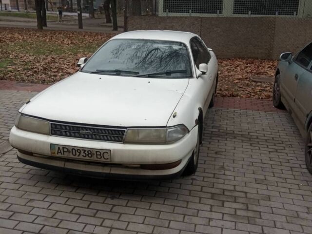 Белый Тойота Карина, объемом двигателя 0 л и пробегом 385 тыс. км за 948 $, фото 1 на Automoto.ua