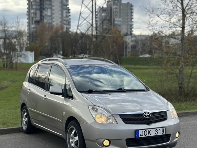 Коричневий Тойота Королла Версо, об'ємом двигуна 2 л та пробігом 293 тис. км за 2000 $, фото 1 на Automoto.ua