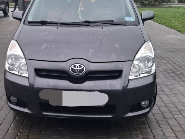 Сірий Тойота Королла Версо, об'ємом двигуна 2.2 л та пробігом 330 тис. км за 6800 $, фото 1 на Automoto.ua