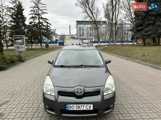 Серый Тойота Королла Версо, объемом двигателя 2.23 л и пробегом 290 тыс. км за 6950 $, фото 1 на Automoto.ua