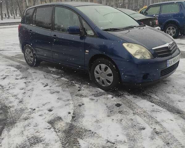 Синій Тойота Королла Версо, об'ємом двигуна 1.6 л та пробігом 233 тис. км за 4450 $, фото 1 на Automoto.ua