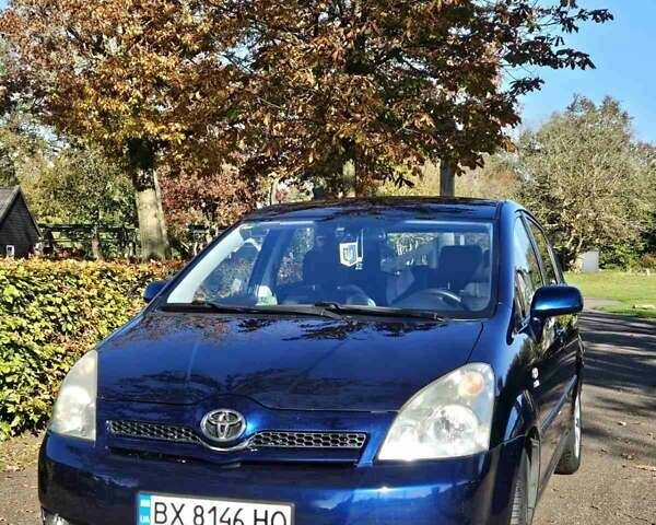 Синій Тойота Королла Версо, об'ємом двигуна 1.79 л та пробігом 160 тис. км за 6000 $, фото 1 на Automoto.ua