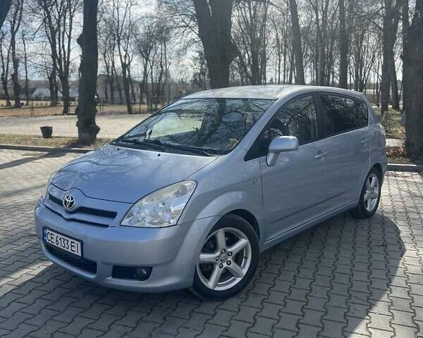 Синий Тойота Королла Версо, объемом двигателя 2.2 л и пробегом 340 тыс. км за 6000 $, фото 1 на Automoto.ua