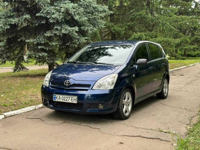 Синий Тойота Королла Версо, объемом двигателя 2.2 л и пробегом 265 тыс. км за 4700 $, фото 1 на Automoto.ua