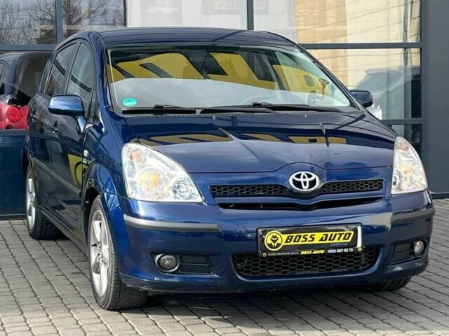 Синий Тойота Королла Версо, объемом двигателя 2.2 л и пробегом 268 тыс. км за 7800 $, фото 1 на Automoto.ua