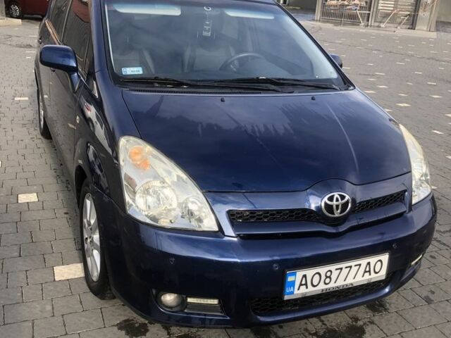 Синий Тойота Королла Версо, объемом двигателя 2.2 л и пробегом 320 тыс. км за 5700 $, фото 1 на Automoto.ua