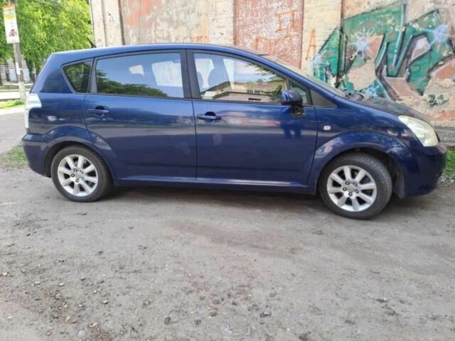Синій Тойота Королла Версо, об'ємом двигуна 1.8 л та пробігом 140 тис. км за 6203 $, фото 1 на Automoto.ua