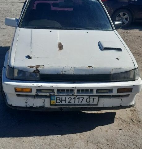 Белый Тойота Королла, объемом двигателя 0 л и пробегом 500 тыс. км за 700 $, фото 1 на Automoto.ua