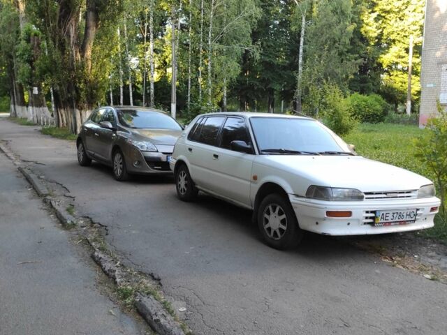Білий Тойота Королла, об'ємом двигуна 1.3 л та пробігом 189 тис. км за 2200 $, фото 1 на Automoto.ua