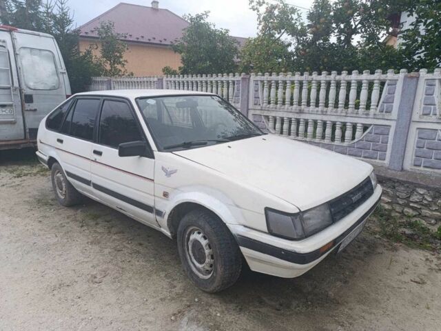 Белый Тойота Королла, объемом двигателя 0 л и пробегом 604 тыс. км за 750 $, фото 1 на Automoto.ua