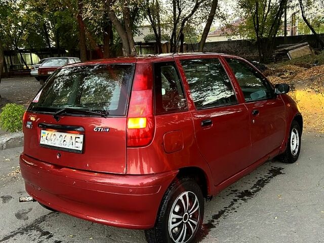 Белый Тойота Королла, объемом двигателя 1.3 л и пробегом 462 тыс. км за 1560 $, фото 1 на Automoto.ua