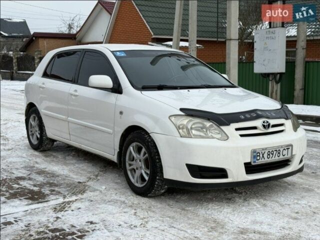 Білий Тойота Королла, об'ємом двигуна 1.4 л та пробігом 230 тис. км за 5600 $, фото 1 на Automoto.ua