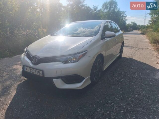 Белый Тойота Королла, объемом двигателя 1.8 л и пробегом 70 тыс. км за 13500 $, фото 1 на Automoto.ua