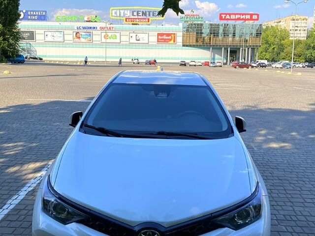 Білий Тойота Королла, об'ємом двигуна 1.8 л та пробігом 11500 тис. км за 13500 $, фото 1 на Automoto.ua