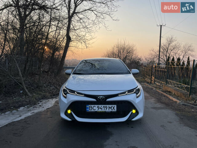 Белый Тойота Королла, объемом двигателя 1.99 л и пробегом 50 тыс. км за 16500 $, фото 1 на Automoto.ua