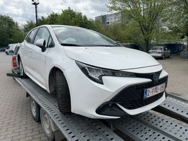 Белый Тойота Королла, объемом двигателя 0 л и пробегом 70 тыс. км за 14700 $, фото 1 на Automoto.ua