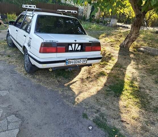 Білий Тойота Королла, об'ємом двигуна 1.5 л та пробігом 230 тис. км за 1500 $, фото 1 на Automoto.ua