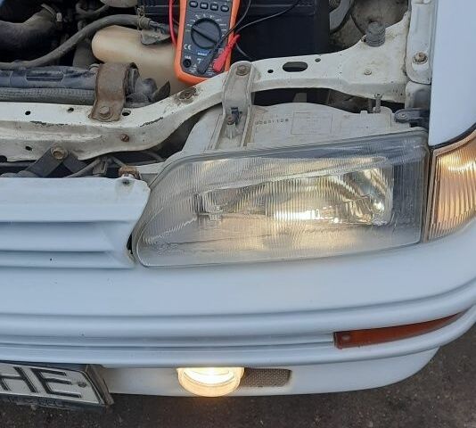 Белый Тойота Королла, объемом двигателя 0 л и пробегом 315 тыс. км за 1550 $, фото 1 на Automoto.ua