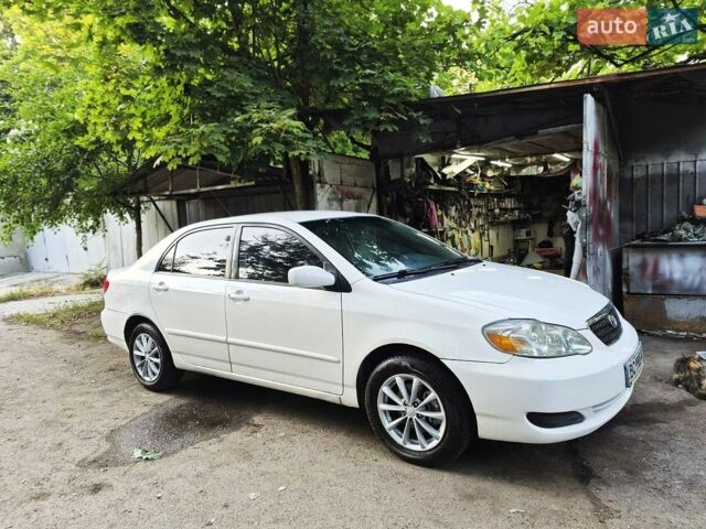Білий Тойота Королла, об'ємом двигуна 1.8 л та пробігом 318 тис. км за 5950 $, фото 1 на Automoto.ua