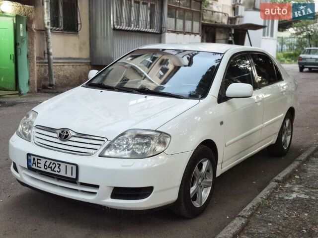 Білий Тойота Королла, об'ємом двигуна 1.4 л та пробігом 384 тис. км за 4650 $, фото 1 на Automoto.ua