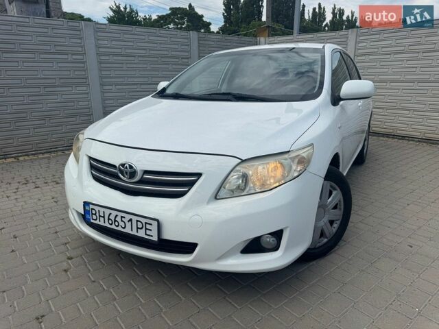 Білий Тойота Королла, об'ємом двигуна 1.6 л та пробігом 222 тис. км за 4999 $, фото 1 на Automoto.ua