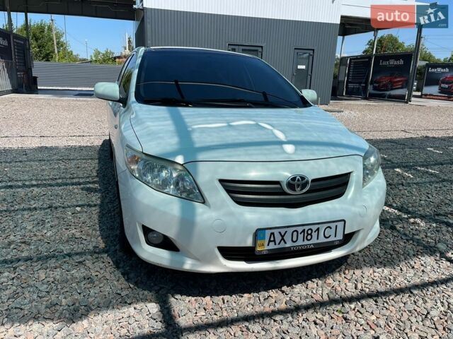 Белый Тойота Королла, объемом двигателя 1.3 л и пробегом 289 тыс. км за 6910 $, фото 1 на Automoto.ua