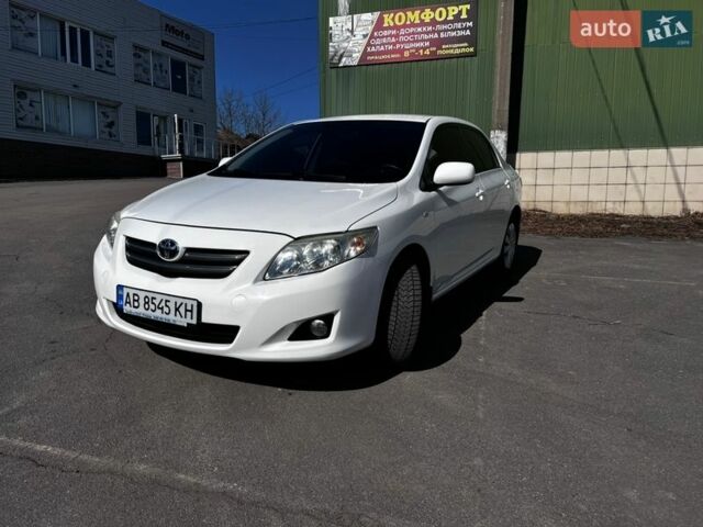 Белый Тойота Королла, объемом двигателя 1.6 л и пробегом 211 тыс. км за 7500 $, фото 1 на Automoto.ua