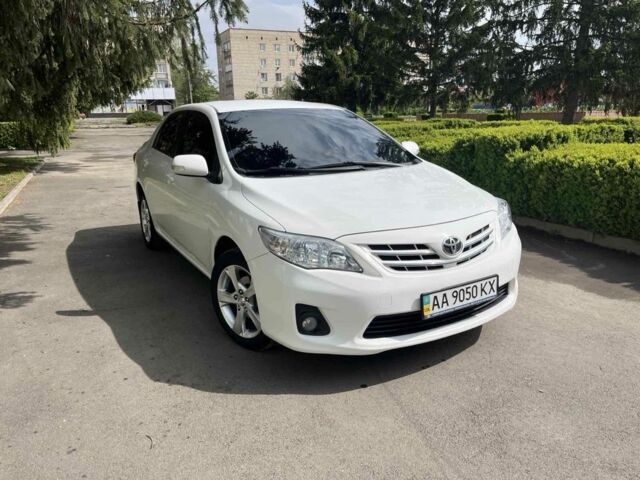 Белый Тойота Королла, объемом двигателя 1.6 л и пробегом 178 тыс. км за 11300 $, фото 1 на Automoto.ua