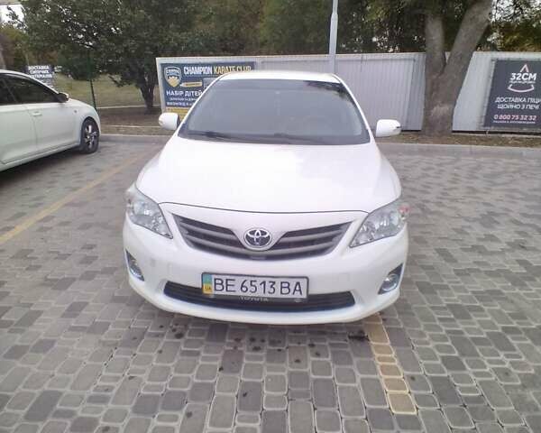 Білий Тойота Королла, об'ємом двигуна 1.6 л та пробігом 156 тис. км за 9300 $, фото 1 на Automoto.ua