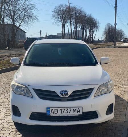 Білий Тойота Королла, об'ємом двигуна 1.3 л та пробігом 183 тис. км за 5999 $, фото 1 на Automoto.ua