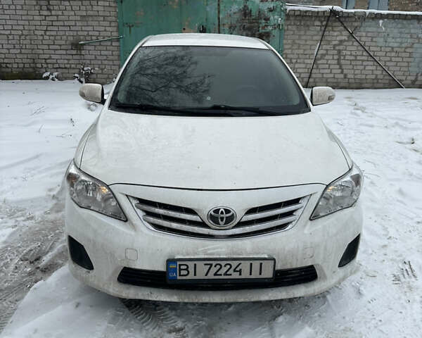 Білий Тойота Королла, об'ємом двигуна 1.33 л та пробігом 152 тис. км за 6400 $, фото 1 на Automoto.ua