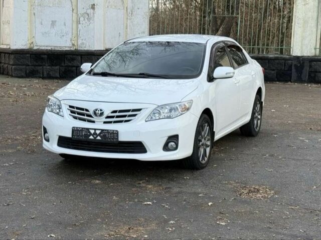 Белый Тойота Королла, объемом двигателя 1.6 л и пробегом 93 тыс. км за 10500 $, фото 1 на Automoto.ua