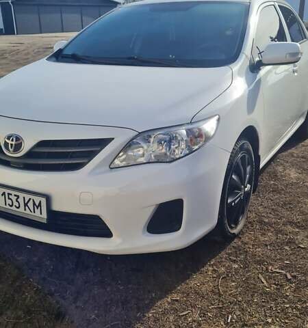 Білий Тойота Королла, об'ємом двигуна 1.6 л та пробігом 196 тис. км за 8500 $, фото 1 на Automoto.ua