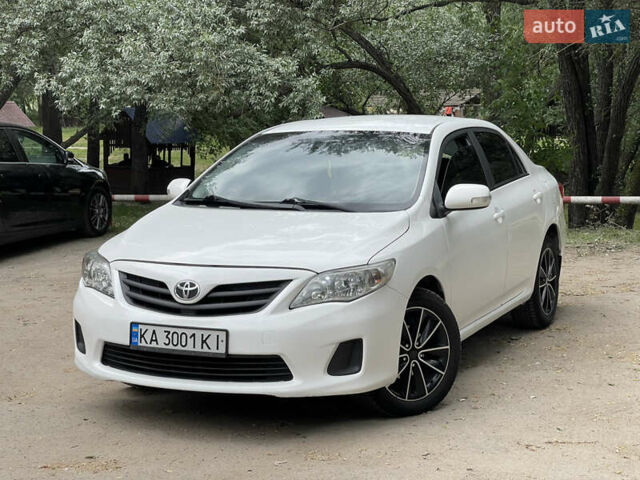 Білий Тойота Королла, об'ємом двигуна 1.3 л та пробігом 345 тис. км за 5499 $, фото 1 на Automoto.ua