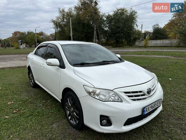 Белый Тойота Королла, объемом двигателя 1.6 л и пробегом 160 тыс. км за 8500 $, фото 1 на Automoto.ua