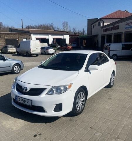 Белый Тойота Королла, объемом двигателя 1.8 л и пробегом 220 тыс. км за 8600 $, фото 1 на Automoto.ua