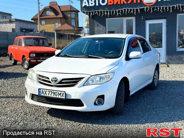 Белый Тойота Королла, объемом двигателя 1.3 л и пробегом 206 тыс. км за 6300 $, фото 1 на Automoto.ua