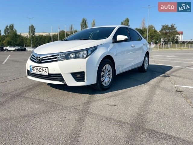 Белый Тойота Королла, объемом двигателя 1.34 л и пробегом 160 тыс. км за 10699 $, фото 1 на Automoto.ua