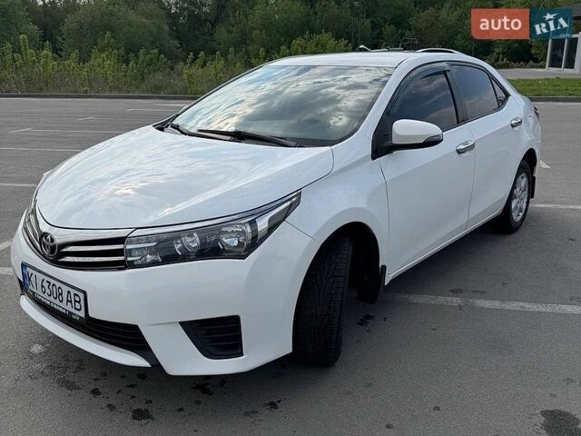 Белый Тойота Королла, объемом двигателя 1.33 л и пробегом 288 тыс. км за 8000 $, фото 1 на Automoto.ua