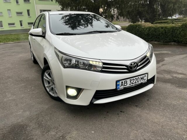 Білий Тойота Королла, об'ємом двигуна 1.6 л та пробігом 146 тис. км за 11900 $, фото 1 на Automoto.ua