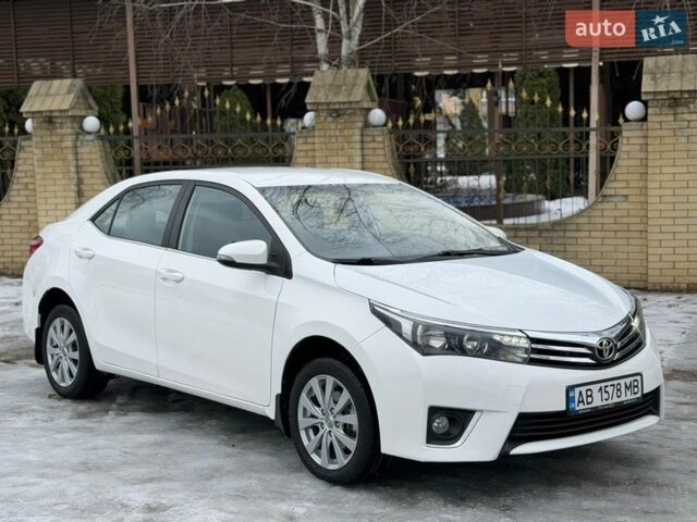 Білий Тойота Королла, об'ємом двигуна 1.6 л та пробігом 142 тис. км за 11000 $, фото 1 на Automoto.ua