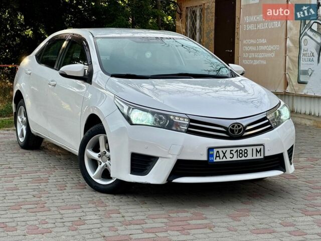 Білий Тойота Королла, об'ємом двигуна 1.33 л та пробігом 220 тис. км за 6900 $, фото 1 на Automoto.ua