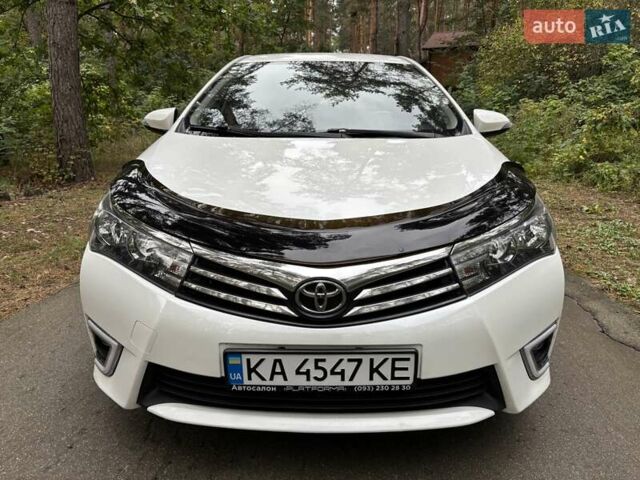 Білий Тойота Королла, об'ємом двигуна 1.6 л та пробігом 220 тис. км за 9777 $, фото 1 на Automoto.ua