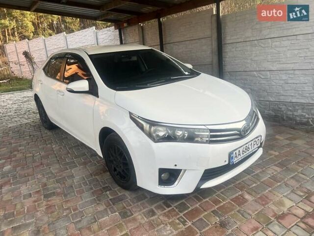 Белый Тойота Королла, объемом двигателя 1.3 л и пробегом 203 тыс. км за 8700 $, фото 1 на Automoto.ua