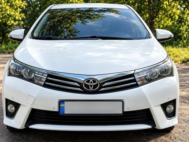 Белый Тойота Королла, объемом двигателя 1.6 л и пробегом 196 тыс. км за 12800 $, фото 1 на Automoto.ua