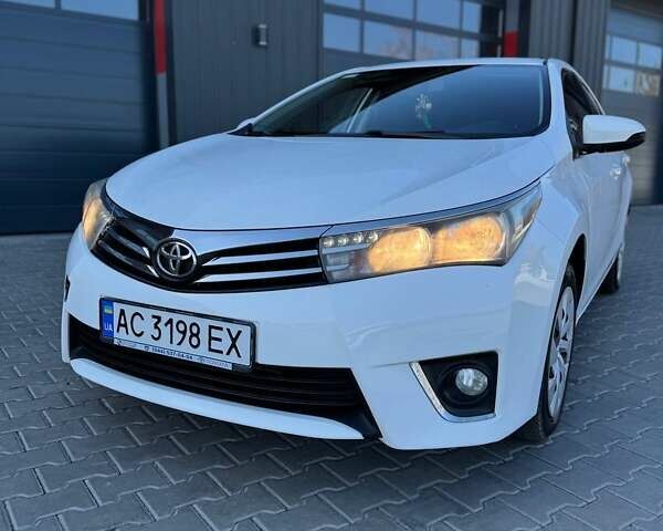 Белый Тойота Королла, объемом двигателя 1.33 л и пробегом 274 тыс. км за 7400 $, фото 1 на Automoto.ua