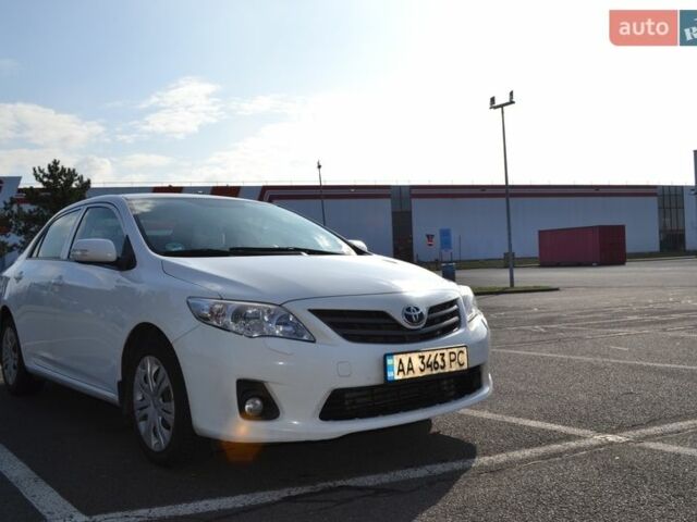 Белый Тойота Королла, объемом двигателя 1.36 л и пробегом 150 тыс. км за 7897 $, фото 1 на Automoto.ua