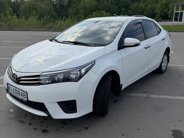 Белый Тойота Королла, объемом двигателя 1.33 л и пробегом 288 тыс. км за 7800 $, фото 1 на Automoto.ua